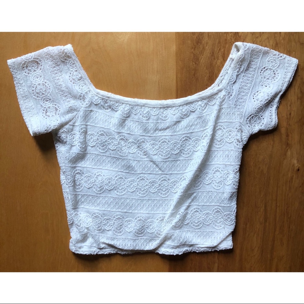 Hollister crop top